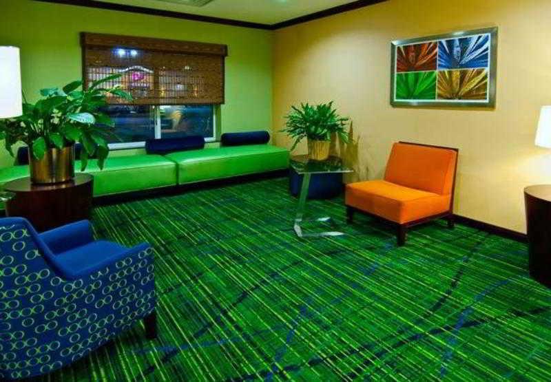 Fairfield Inn & Suites By Marriott Oklahoma City Nw Expressway/Warr Acres Interior photo